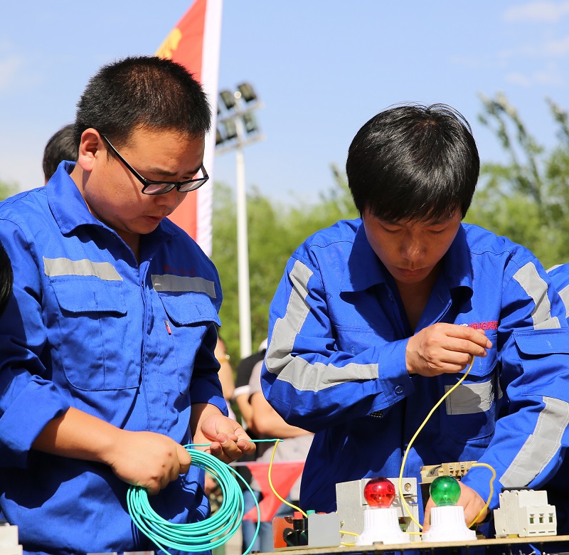 现场领导. (.2) (1).jpg